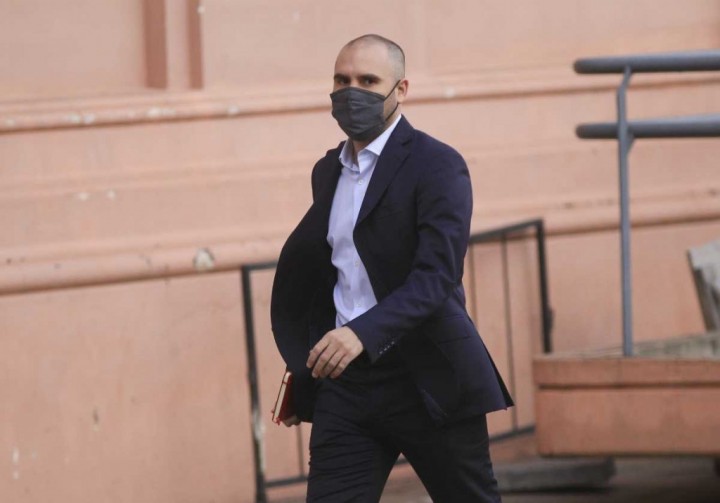 Guzm&aacute;n insiste en que Cristina Kirchner avala la propuesta al FMI