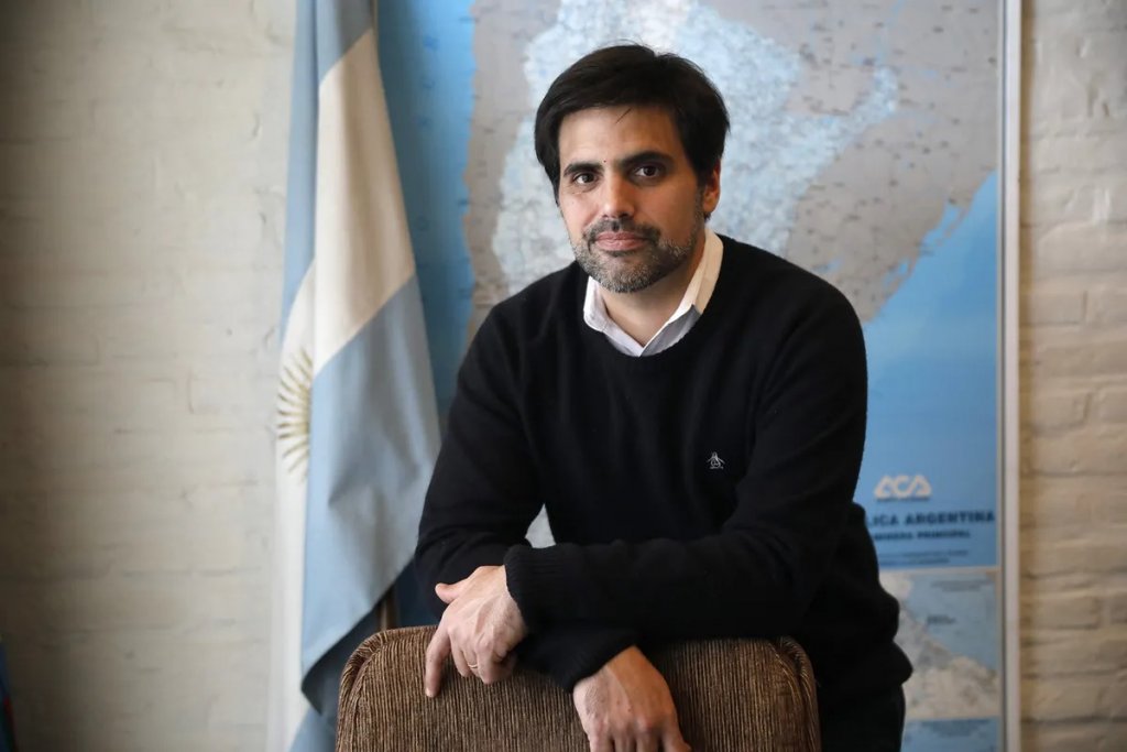 Gabriel Caamaño: "Además de alta inflación la economía está estancada"