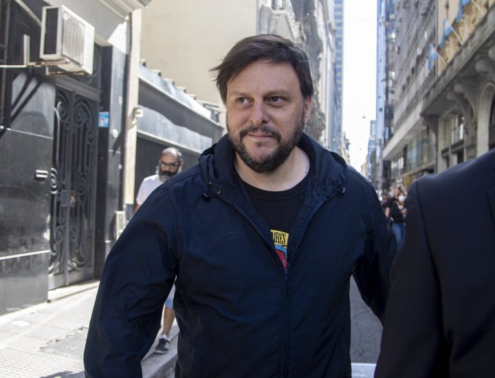 Leandro Santoro: &quot;Preferiría un ballotage Bullrich - Massa (...) son dirigentes más razonables y responsables&quot;