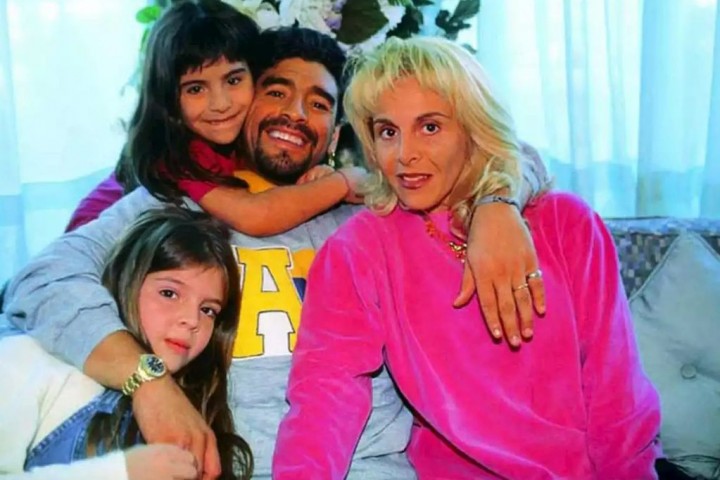 El mensaje de Claudia Villafa&ntilde;e el d&iacute;a en que Diego Maradona cumplir&iacute;a 61 a&ntilde;os