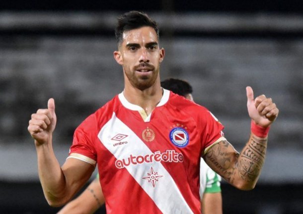 Gabriel Ávalos: "Gabi Milito me ayudó a mejorar como futbolista"