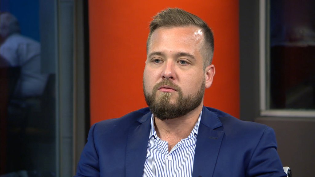 Iván Sasovsky: “Con el proyecto para pagarle al FMI con 'dólares fugados' quieren ensuciar a toda la economía forma y meternos en la bolsa de los charcos”