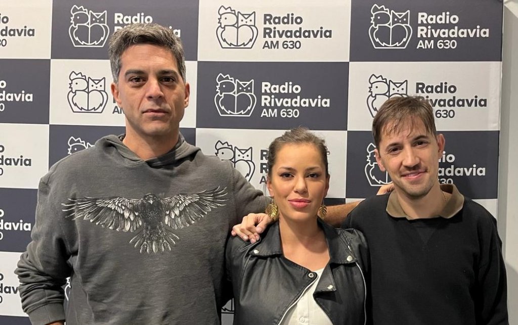 Pablo Yotich y Mariana Diarco visitaron el piso de Rivadavia para presentar su obra &quot;¿Quién manejaba?&quot;