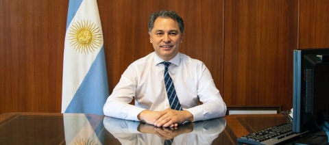 Para Alejandro Costa, "el 99% de la población sigue siendo susceptible al virus"