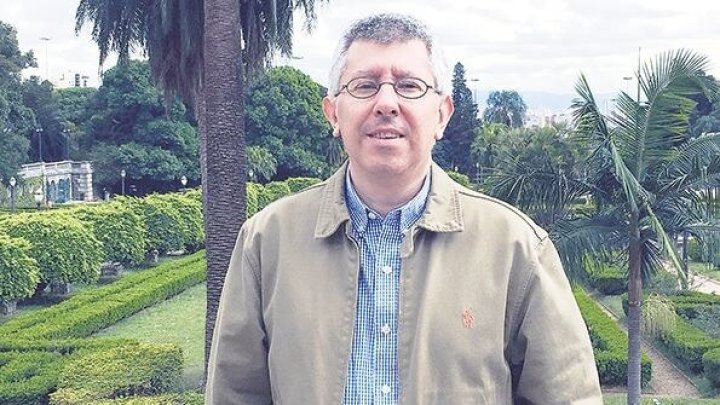 Juan Cruz Esquivel: "A los j&oacute;venes se les derrumb&oacute; la posibilidad de cumplir sus expectativas"