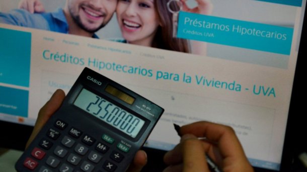 Claudia Pilo: "El actual sistema Crédito UVA sigue ajustado por la inflación y la cuota puede superar el 30% del ingreso. Pedí un millón de pesos hace 5 años, y debo 80"