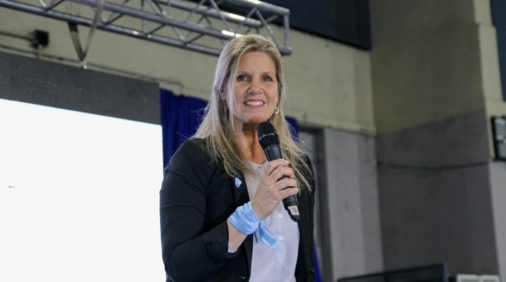 Cynthia Hotton: "Se nota que Frederic no conoce el conurbano"
