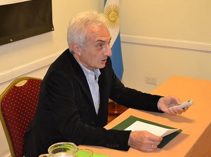 Emilio Apud: "Con la rescisi&oacute;n de contrato de Edesur tendr&iacute;an que ser m&aacute;s cuidadosos porque nos van a meter en un l&iacute;o grande"