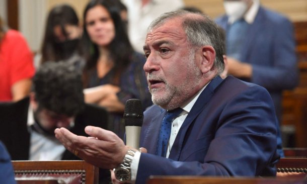 Luis Juez: "No nos van a tener la paciencia que le tienen al inútil de Alberto Fernández"