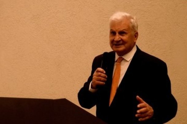 Conversamos sobre la historia de la actividad rural nacional