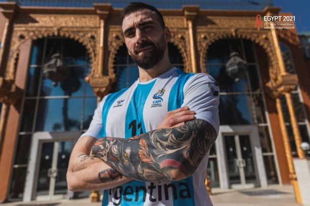 Lucas Moscariello: “Se suman otras cosas que el entrenador con su estilo de juego nos va imponiendo pero sobre todo la base se mantiene”