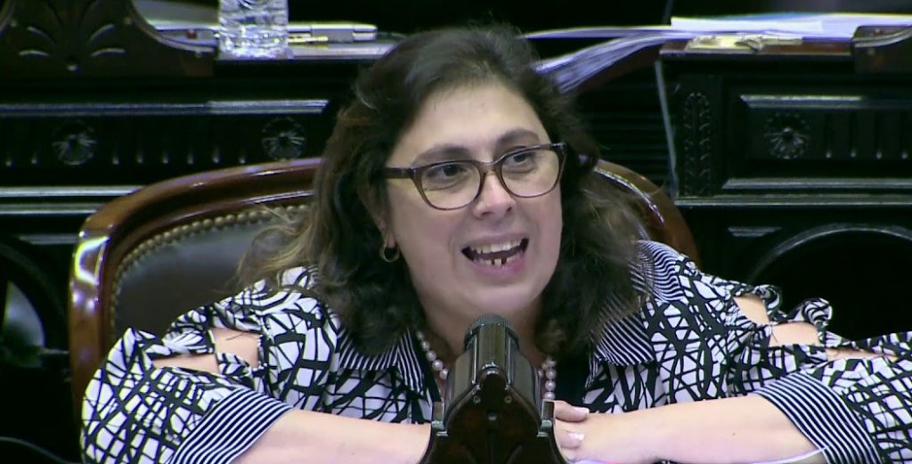 Paula Oliveto: &quot;No puede ser que el Gobernador Kicillof no haga nada&quot;