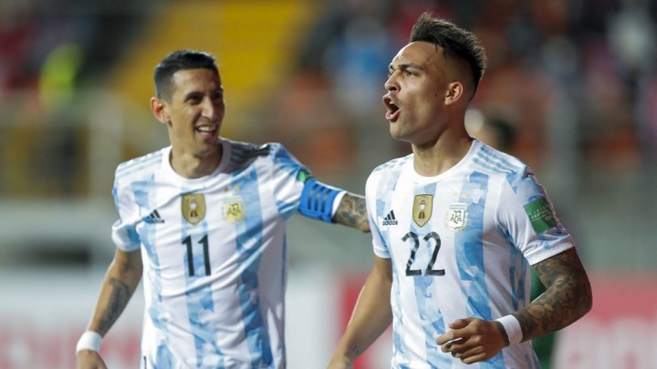 La Selecci&oacute;n Argentina le gan&oacute; a Chile en las Eliminatorias y estir&oacute; su invicto