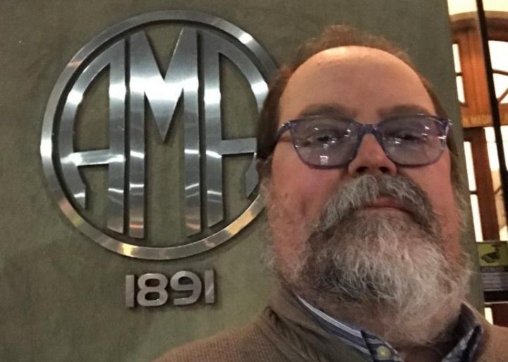 Andr&eacute;s Mega: &ldquo;En los consultorios est&aacute;n denotando una demanda como nunca se ha visto de trastornos de p&aacute;nico&rdquo;