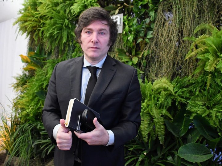 Javier Milei: "Voy a terminar con el kirchnerismo porque el que va a entrar al balotaje soy yo"