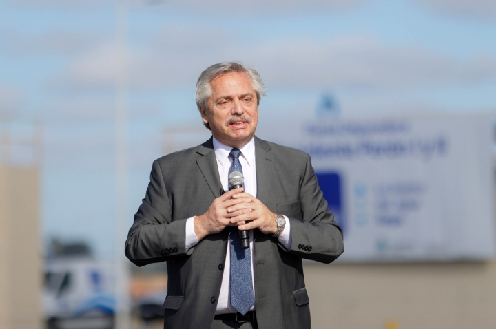 Denunciaron a Alberto Fernández y a la modelo Sofía Pacchi por las visitas a Olivos durante la cuarentena