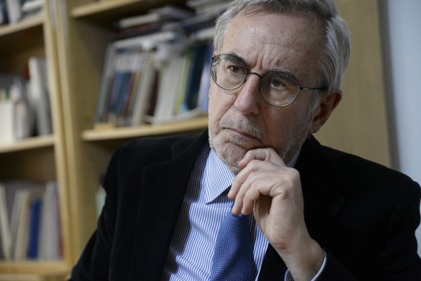 Juan Luis Bour, economista: "El Gobierno de esta transición no tiene que esperar nada"