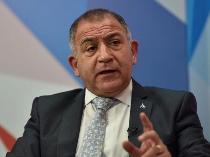 Luis Juez: "Necesitamos un urgente esclarecimiento de los delincuentes que atacaron a Clarín"