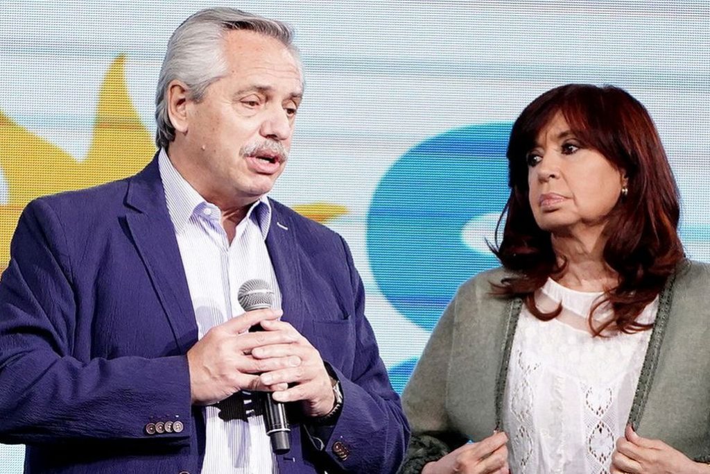 "Cristina y Alberto se hunden juntos"