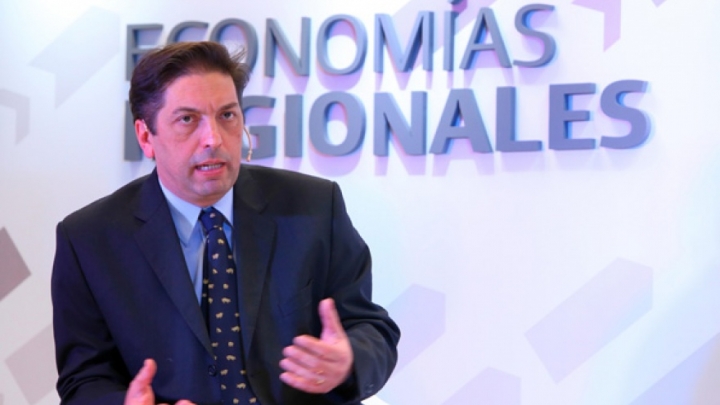 Gustavo Lazzari: &quot;La Argentina tiene las percianas cerradas al mundo&quot;