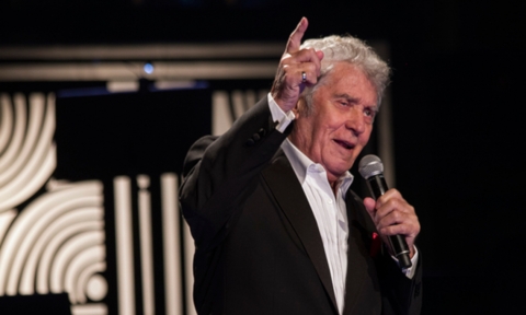 Chico Novarro: "El tango no murió ni va a morir"