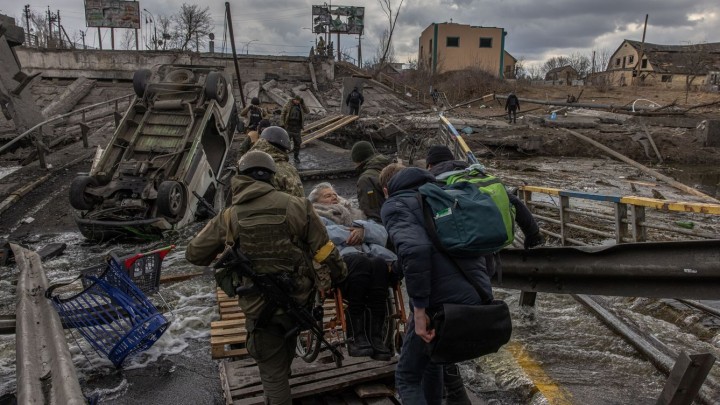 El fuerte cruce entre una mujer de Ucrania y otra de Rusia