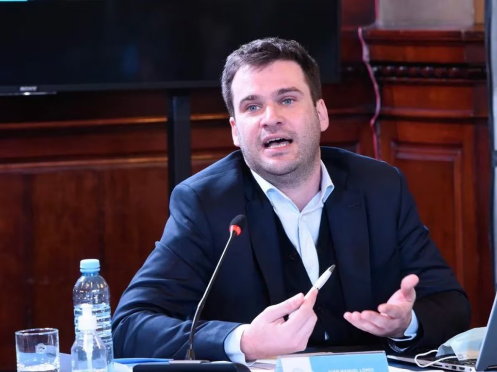 Juan Manuel López: "Espero que gobernadores y presidente se pongan de acuerdo porque tiene que haber un equilibrio en las cuentas"