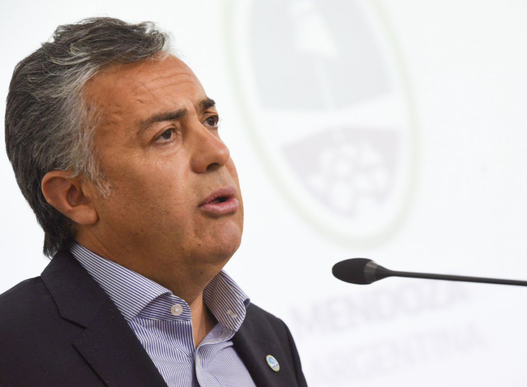 Alfredo Cornejo: "No descarto que pueda pasar una Asamblea Legislativa"