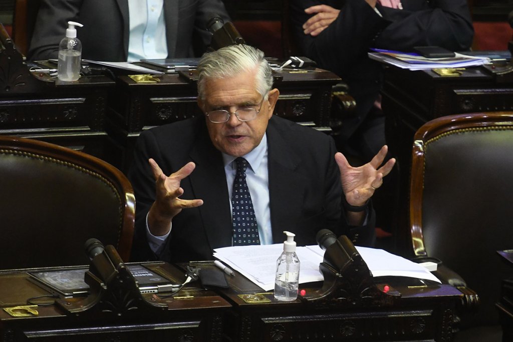 Ricardo López Murphy: "En enero teníamos los votos de la ley Bases, si salía le hubiese ido mejor al país"
