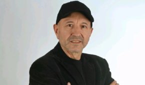 Es locutor, pero tambi&eacute;n instructor de 'mindfulness', y ahora est&aacute; presentando su libro al respecto