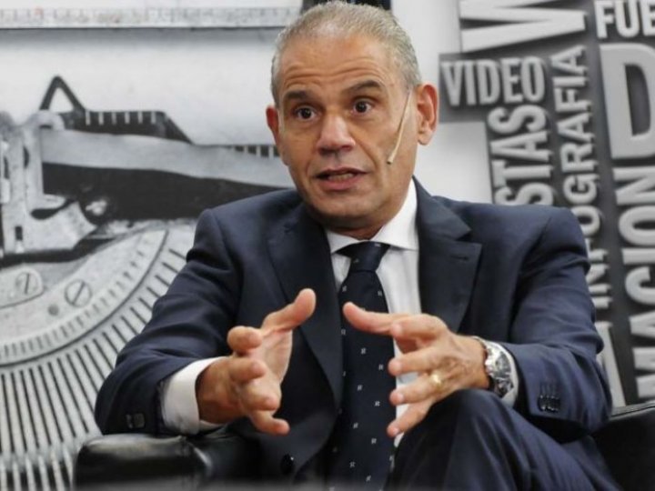 Roberto Debbag: "El anuncio de las nuevas vacunas tiene que ir acompañado de estrategias para vacunar"