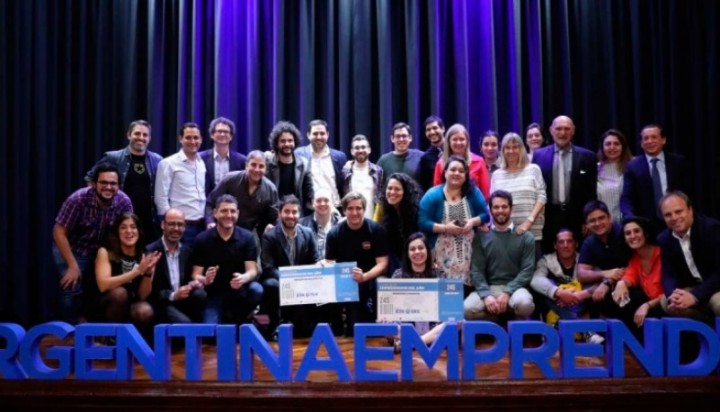 La ganadora del premio de &quot;Emprendedores del año 2019&quot; reclama que aún no recibió su premio