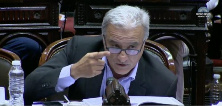 Javier Campos: "Hoy se debería presentar el Presupuesto 2022, pero algo dice que estarían recalculando"