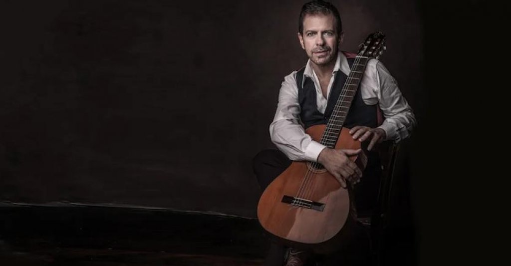Guillermo Fernández: "Hacemos shows de aproximadamente cuatrocientas personas"
