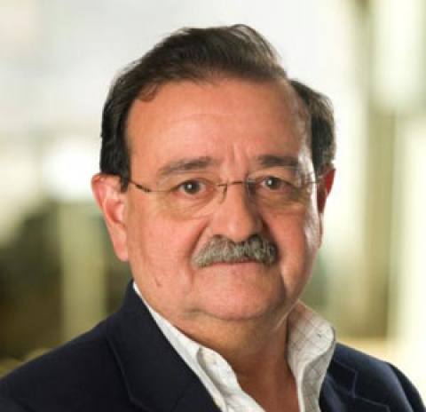 Esparza: "Nadie esperaba una eficacia tan alta como la del 90 % de la vacuna de Pfizer"