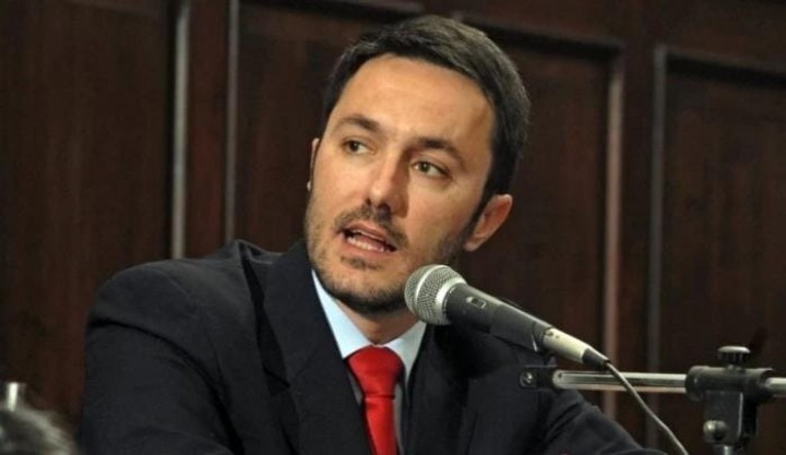 Luis Petri: "Fue un acto inmoral, es escandaloso haber gastado millones con un 50% de pobreza"