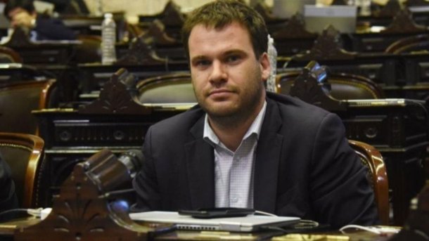 Juan Manuel López: “Cuando falta gestión, el gobierno la tapa con conspiraciones”