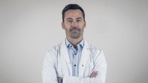 Dr. Santiago Guaycochea: "Es muy frecuente que el tubo de drenaje d&eacute; m&aacute;s dolor que la propia cirug&iacute;a&rdquo;