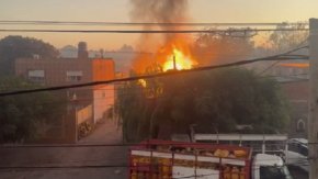 "No puede ser que salgan a robar mientras se quema todo": el estremecedor relato de una vecina de Mariano Acosta en medio de los incendios