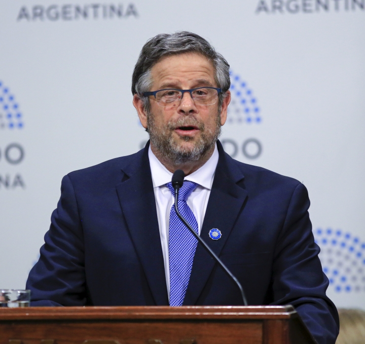 Rubinstein junto a Brandoni y Suárez Lastra conformaron una tercera lista para las PASO de JxC