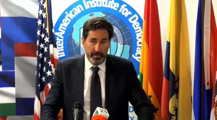 Tom&aacute;s Farini Duggan: "En Venezuela quieren aterrorizar a la poblaci&oacute;n para mantenerse en el poder"
