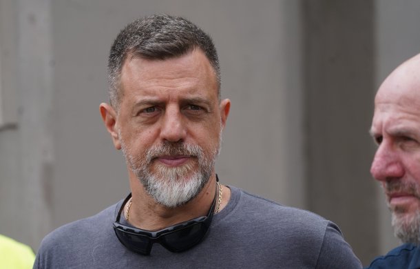 Diego Kravetz sobre lo ocurrido fuera del Congreso: "fue muy violento, a una efectivo nuestra le tiraron una maceta en la cabeza"