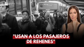 "Usan a los pasajeros de rehenes"