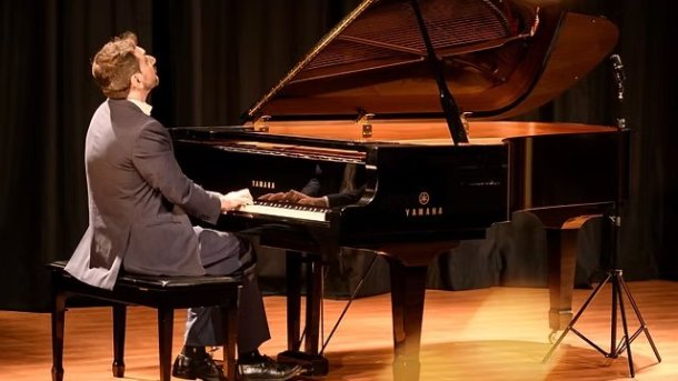 M&uacute;sica en vivo con Antonio Formaro en Desde El Alma