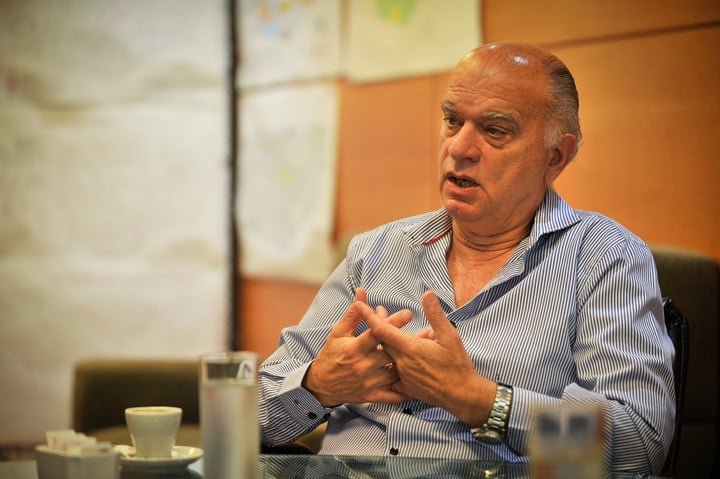 Néstor Grindetti: "Es imposible manejar desde La Plata la infraestructura escolar de toda la provincia"