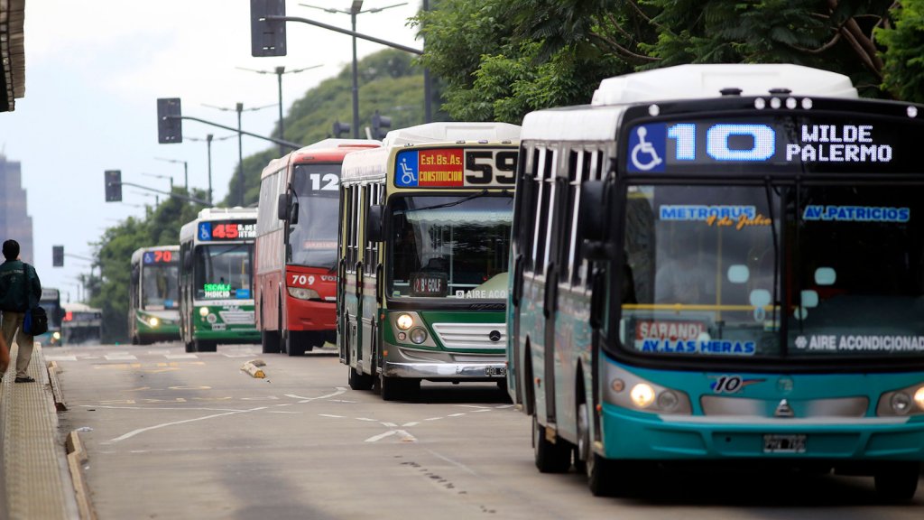 Luciano Fusaro: &quot;Bajó la cantidad de pasajeros en colectivos y subtes. ¿Se viene otro aumento del colectivo?&quot;