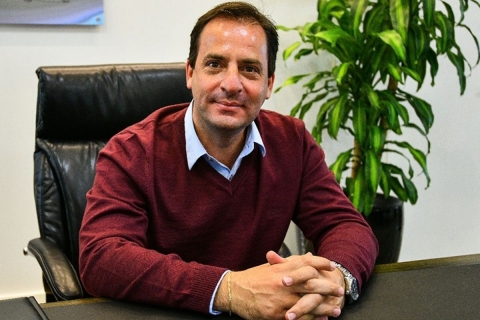 Ariel Sujarchuk: "Hay que eliminar las tomas de tierra"
