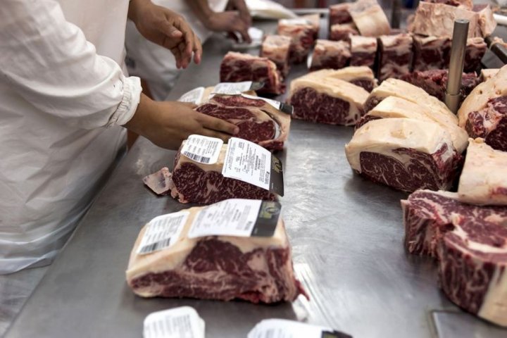 El Gobierno prohibir&aacute; la exportaci&oacute;n de carne a empresas que incumplan con el abastecimiento interno
