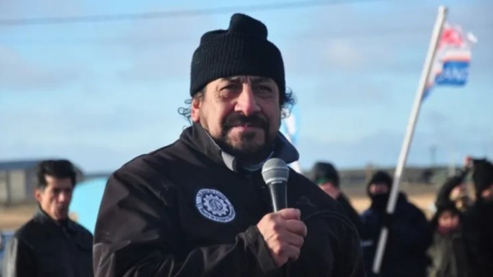 Oscar Martínez: "Este gobierno es tan soberbio, de odio, como lo fue la dictadura"