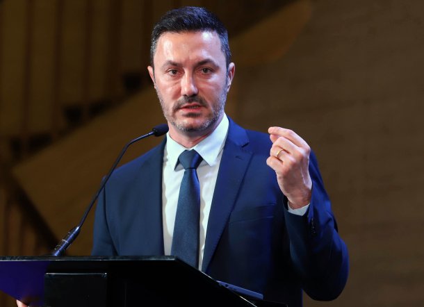 Luis Petri: "Petovello está librando la madre de todas las batallas, yendo contra la matriz de corrupción"